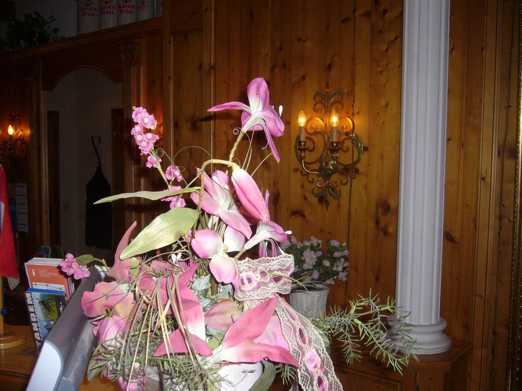 Alpenhotel Pfaffenwinkel Peiting Esterno foto