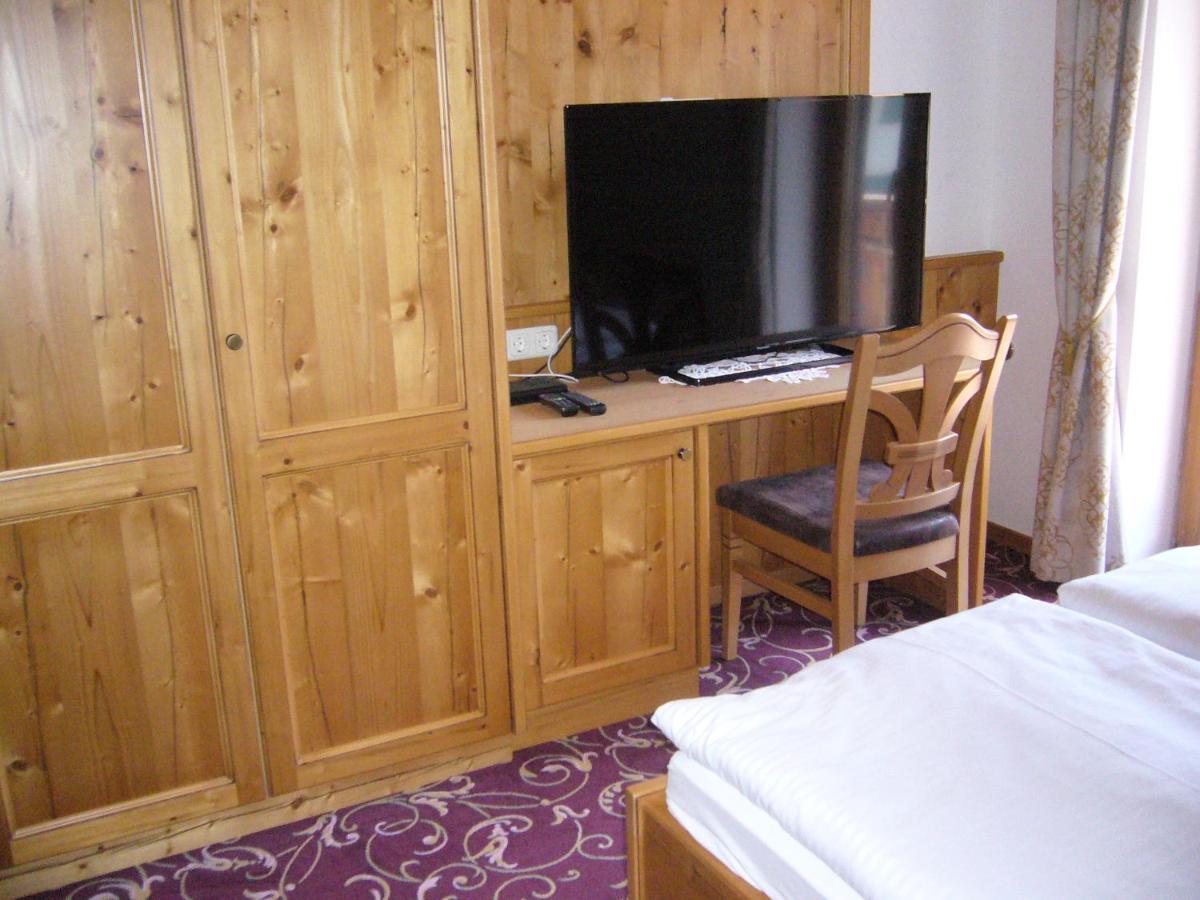 Alpenhotel Pfaffenwinkel Peiting Esterno foto